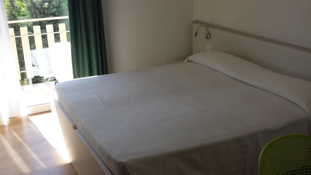 לידו די ג'סולו Hotel Rado מראה חיצוני תמונה